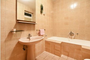 Chorwacja Privát Sveti Filip i Jakov, Zewnątrz